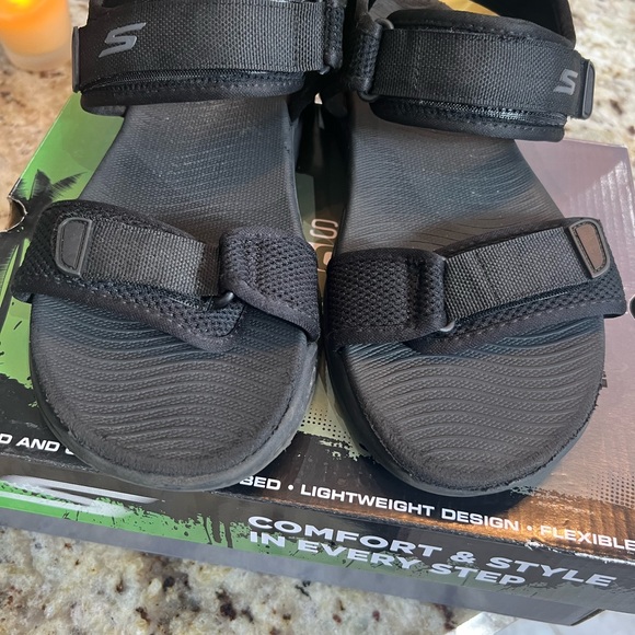 Skechers Go Walk 5 [229003BBK] Men Sandals Shoes Black Size 8 - Picture 5 of 7